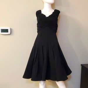 Cartise above the knee, flared skirt, black cocktail dress, 6, sleeveless